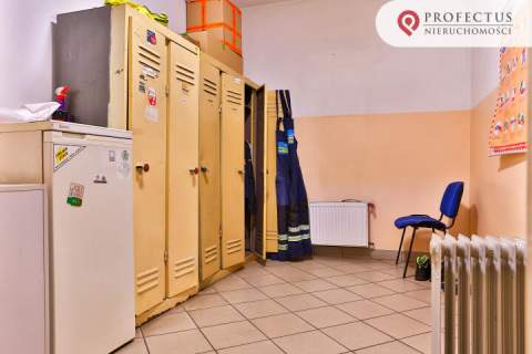 Magazyn 700 m2, Gdańsk Blisko tunelu pod Martwą Wisłą.