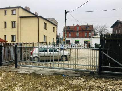 BUDYNEK W CENIE MIESZKANIA - NIESPOTYKANE WNĘTRZA