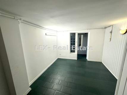 Do wynajecia lokal 38m2 w centrum Pruszkowa.