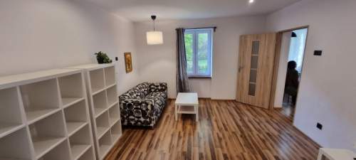 Jednopokojowe , do zamieszkania 37,9 m2 z wi