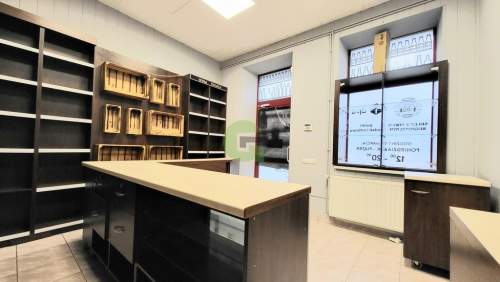 Wynajmę lokal. Bardzo dobra lokalizacja