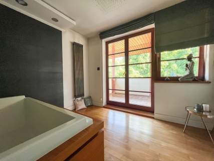 Przestronny apartament na kameralnym osiedlu taras
