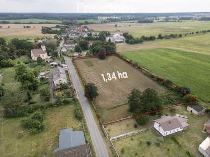 Sprzedam działkę 1,34ha z warunkami zab.na 6 domów