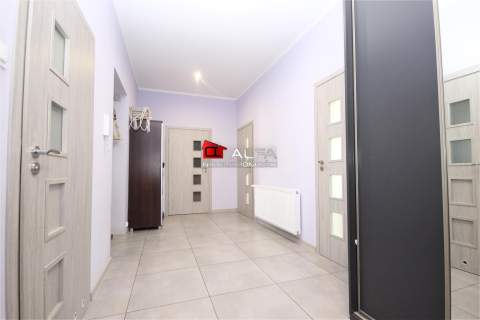 4-pokojowe mieszkanie w Centrum 
