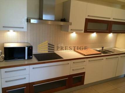 Luksusowy apartament z pięknym widokiem na Warszaw