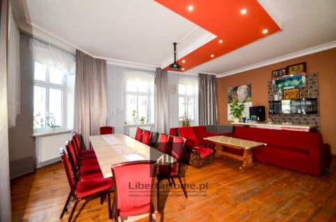    193 m2    Centrum Świdnicy    mieszkanie lub biuro   