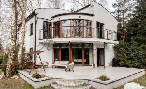 Dom z pięknym ogrodem 4 pokoje Piaseczno