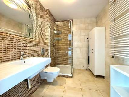 2 POZIOMOWY APARTAMENT 61 MKW, 200 M OD PLAŻY