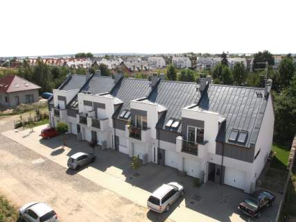 Komfortowe -3pokoje z balkonem.
