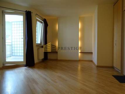 Luksusowy apartament z pięknym widokiem na Warszaw