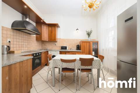 Przestronny apartament, 3 pok., 87m2 w samym Rynku