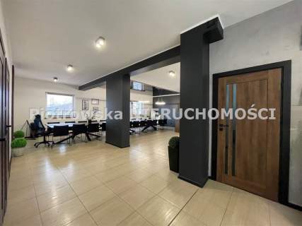 Biuro do wynajęcia, 135 m2, Sieradz