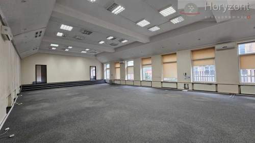 Lokal na fitnes, szkołę tańca, biuro - open space