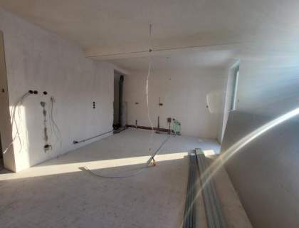 Dwupoziomowy apartament z ogrodem w Chwałęcicach