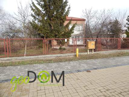 Dom wolnostojący z cegły na dużej działce 0,2817HA