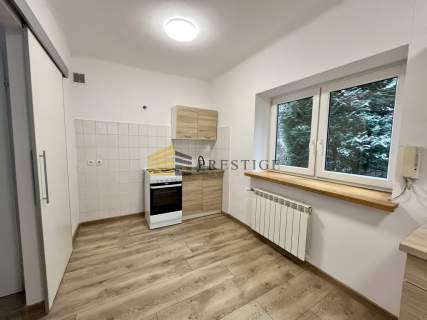 Skrajny segment 150m2 50m2 z ogródkiem, Mokotów