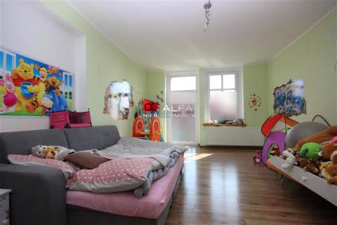 4-pokojowe mieszkanie w Centrum 