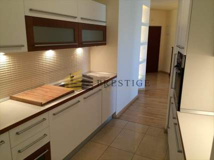 Luksusowy apartament z pięknym widokiem na Warszaw