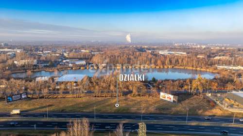 DZIAŁKA USŁUGOWA PRZY DTŚ 2492 M2