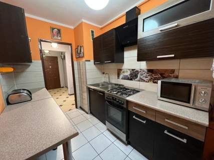 Powstańców Śląskich 8, Ostatni Grosz, 2 pokoje