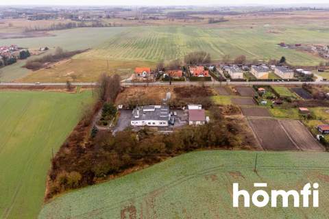 Dom jednorodzinny z zakładem produkcji schodów