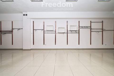 Przestronny lokal w dobrej lokalizacji