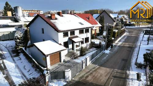Przestronny dom w sercu Tarnowa Dzielnica Strusi