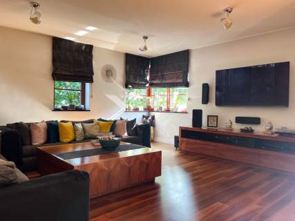 Przestronny apartament na kameralnym osiedlu taras