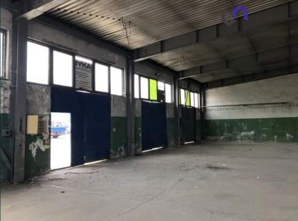 Hala 250m2. Mozliwość dodtakowo wiata plac.