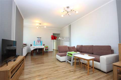 4-pokojowe mieszkanie w Centrum 