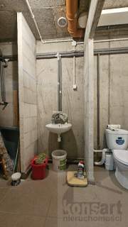 Lokal w podziemiu Apartamenty Pod Zegarem