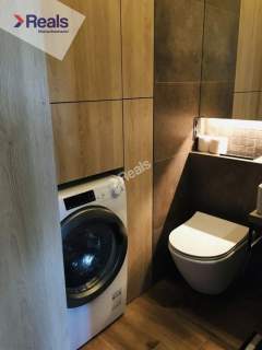 Lux studio w apartamentowcu Nowolipki.