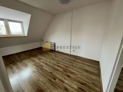 Skrajny segment 150m2 50m2 z ogródkiem, Mokotów
