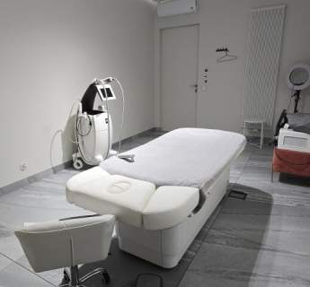 Komercyjny lokal na sprzedaż - Ciechocinek 314m2