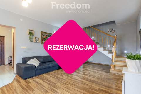 Gotowy do zamieszkania wygodny mały dom