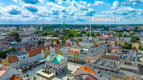 Zrewitalizowana kamienica pec winda rynek