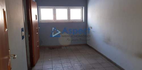 Wynajem - Pomorzany, hala 500 m2, z biurami