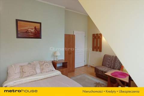 SŁONECZNY APARTAMENT W USTCE 700 METRÓW OD MORZA