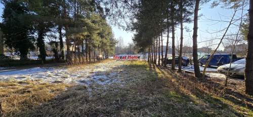 Działka położona w bardzo urokliwym miejscu.
