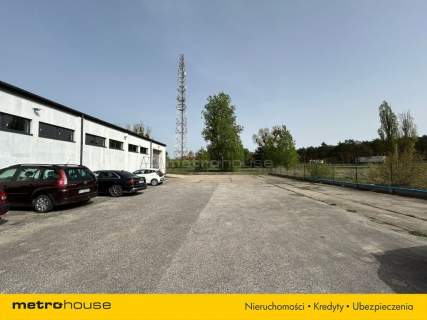 Budynek warsztatowo-magazynowy 1170 m2 w Toruniu.