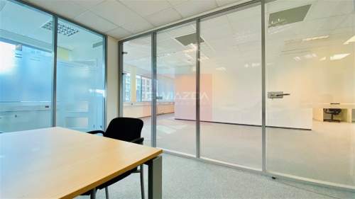 Nieruchomość komercyjna do wynajęcia, 292 m2, Warszawa