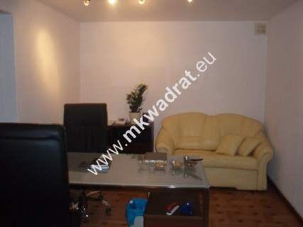 Dom parterowy poddasze dla firmy lub rodziny