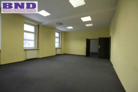Nieruchomość komercyjna do wynajęcia, 790 m2, Gliwice