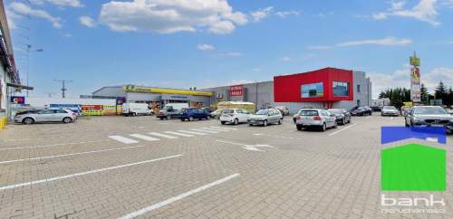 Turek - pawilon handlowy 4000 m2 na sprzedaż