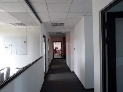Nieruchomość komercyjna do wynajęcia, 321 m2, Warszawa