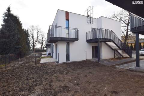 Mieszkanie 3 pokojowe - 59,5 m2 z ogródkiem