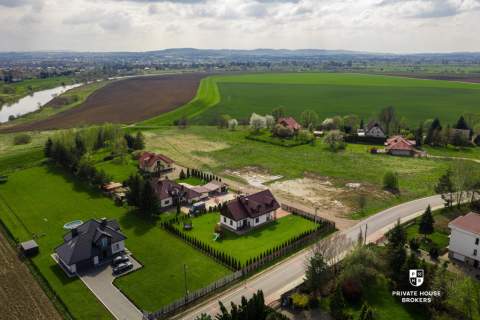 Czernichów Wołowice Liszki dom 180m działka 13a