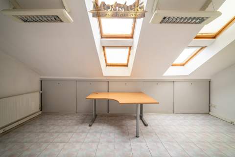 Sprzedam lokal 82 m2 Ursynów Natolin przy Rosoła