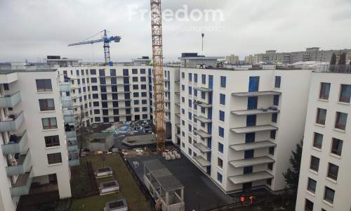 Nowoczesne 4 pokojowe mieszkanie z balkonem