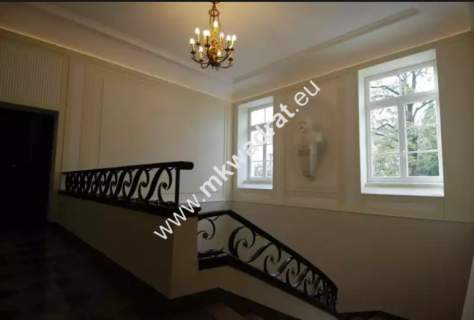 Nowy Świat 94 m2 - kancelaria. notariat, biuro